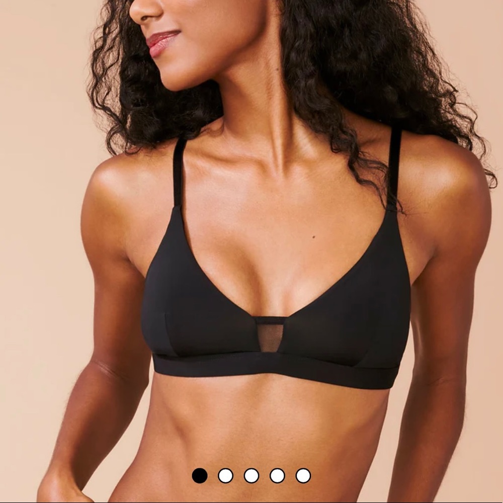 Pepper Limitless Wirefree Scoop Bra in Black XXS